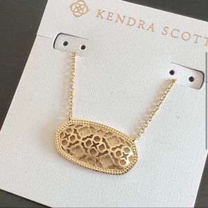Kendra Scott Dollie Pendant Necklace in Gold, NWT